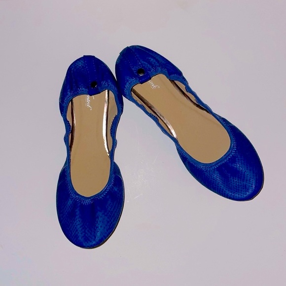 Wanted Shoes - BLUE BALLET FLATS, size 8 (fits a 7) never worn